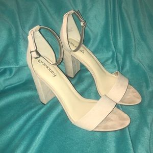 Block heel Francesca’s shoes